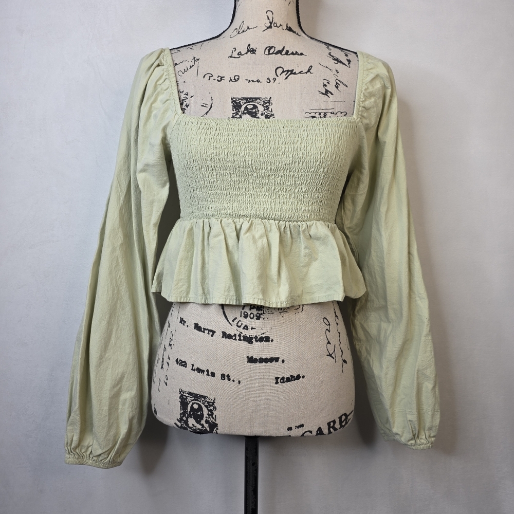 LA hearts long sleeve top sz small